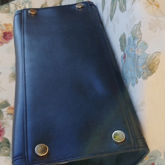 Michael Kors Black Leather Envelope Satchel Bag with Shoulder Strap - Picture 12 of 17